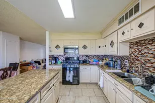 8713 W Osborn Rd, Phoenix, AZ 85037 - Photo 15