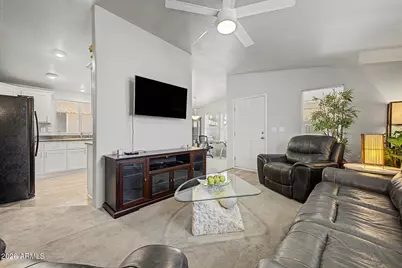 2131 E Union Hills Drive #M34, Phoenix, AZ 85024 - Photo 5