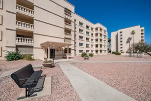 7910 E Camelback Rd, Scottsdale, AZ 85251 - Photo 17