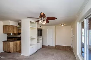 11802 N Hacienda Dr, Sun City, AZ 85351 - Photo 7