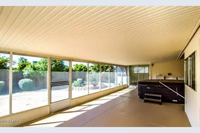 11802 N Hacienda Drive, Sun City, AZ 85351 - Photo 17