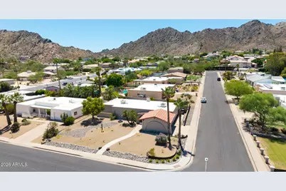 9816 N 24th Place, Phoenix, AZ 85028 - Photo 3