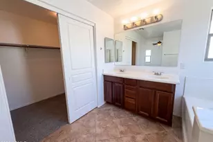 3769 E Flamingo Way, Gilbert, AZ 85297 - Photo 19
