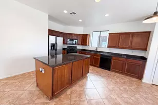 3769 E Flamingo Way, Gilbert, AZ 85297 - Photo 15