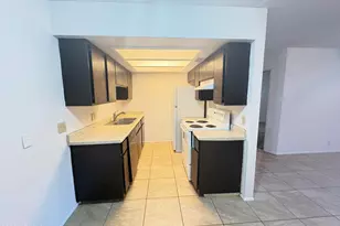 2931 E Beck Ln, Phoenix, AZ 85032 - Photo 3