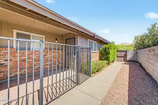 2931 E Beck Ln, Phoenix, AZ 85032 - Photo 1