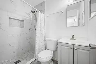 6812 N 65th Ave, Glendale, AZ 85301 - Photo 13