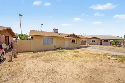 6812 N 65th Avenue, Glendale, AZ 85301 - Photo 3