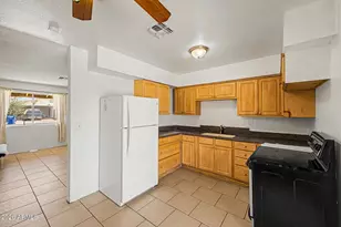 6812 N 65th Ave, Glendale, AZ 85301 - Photo 9