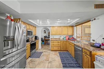 16615 N 29th Drive, Phoenix, AZ 85053 - Photo 11