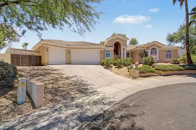 1621 E Monte Cristo Avenue, Phoenix, AZ 85022 - Photo 1