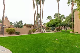 8256 E Arabian Trail, Scottsdale, AZ 85258 - Photo 17