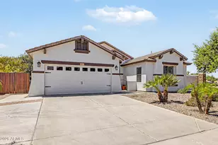 2021 E Indigo Dr, Chandler, AZ 85286 - Photo 5