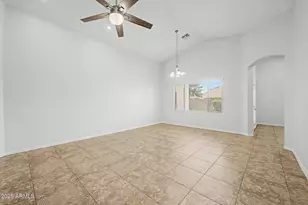 2021 E Indigo Dr, Chandler, AZ 85286 - Photo 15
