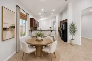 2021 E Indigo Dr, Chandler, AZ 85286 - Photo 9