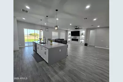 22417 W Lower Buckeye Road, Buckeye, AZ 85326 - Photo 9