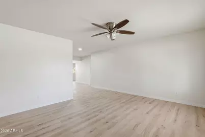 612 W Farmdale Avenue, Mesa, AZ 85210 - Photo 7