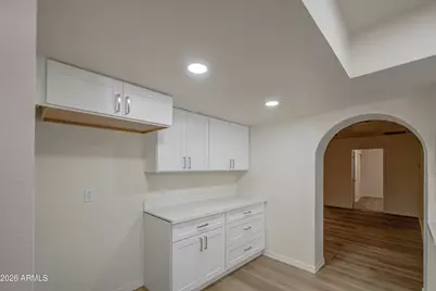 206 W Sunland Avenue, Phoenix, AZ 85041 - Photo 9