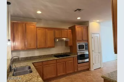 27582 N 90th Lane, Peoria, AZ 85383 - Photo 5