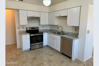 10820 W Wagon Wheel Drive, Glendale, AZ 85307 - Photo 7