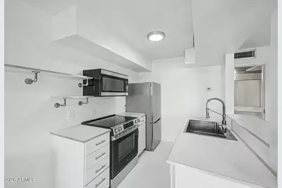 7350 N Via Paseo Del Sur -- #Q206, Scottsdale, AZ 85258 - Photo 17