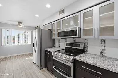 13837 N 103rd Avenue, Sun City, AZ 85351 - Photo 11