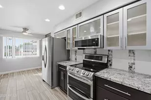 13837 N 103rd Ave, Sun City, AZ 85351 - Photo 11