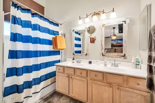 17424 N 1st Ave, Phoenix, AZ 85023 - Photo 13