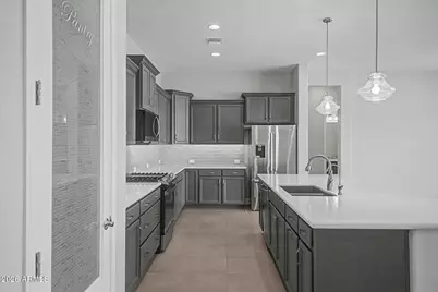 19013 W San Miguel Avenue, Litchfield Park, AZ 85340 - Photo 7