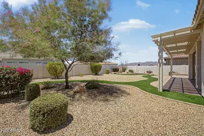 19013 W San Miguel Avenue, Litchfield Park, AZ 85340 - Photo 33