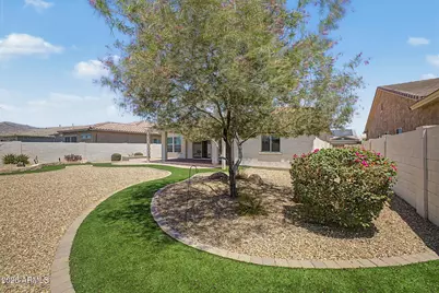 19013 W San Miguel Avenue, Litchfield Park, AZ 85340 - Photo 37