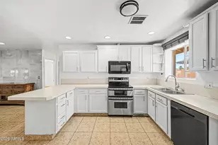 3437 W Belmont Ave, Phoenix, AZ 85051 - Photo 5