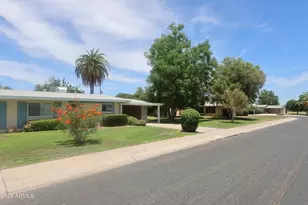 10222 W Snead Circle S, Sun City, AZ 85351 - Photo 3