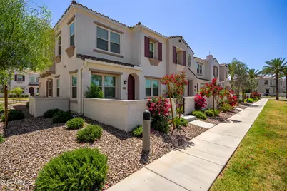 4077 S Sabrina Drive #5, Chandler, AZ 85248 - Photo 3