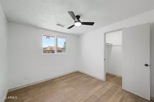 6414 W Mitchell Dr, Phoenix, AZ 85033 - Photo 19