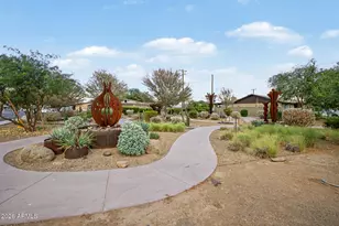 6414 W Mitchell Dr, Phoenix, AZ 85033 - Photo 29