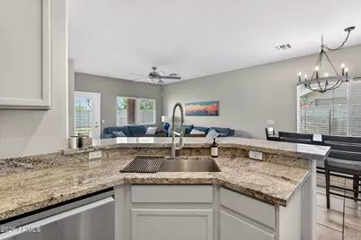 3652 E Derringer Way, Gilbert, AZ 85297 - Photo 17