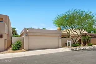 3029 E Claremont Ave, Phoenix, AZ 85016 - Photo 3