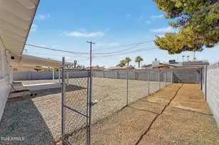 8450 E Windsor Ave, Scottsdale, AZ 85257 - Photo 31