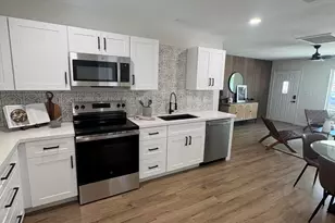 8450 E Windsor Ave, Scottsdale, AZ 85257 - Photo 11