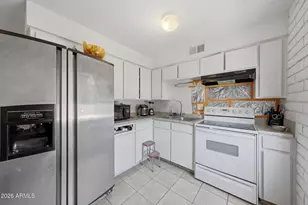 1313 N 48th St, Phoenix, AZ 85008 - Photo 13