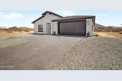 10094 W Mission Drive, Arizona City, AZ 85123 - Photo 3