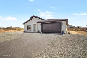 10094 W Mission Dr, Arizona City, AZ 85123 - Photo 3