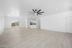 10094 W Mission Dr, Arizona City, AZ 85123 - Photo 7