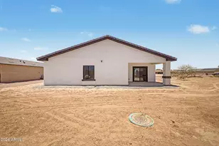 10094 W Mission Dr, Arizona City, AZ 85123 - Photo 29
