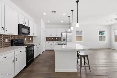 12214 W Briles Road W, Peoria, AZ 85383 - Photo 3