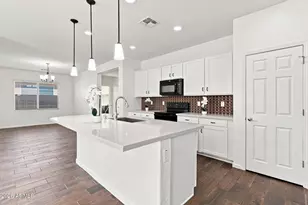 12214 W Briles Road W, Peoria, AZ 85383 - Photo 3