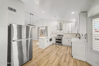 5526 E Evergreen Street, Mesa, AZ 85205 - Photo 11
