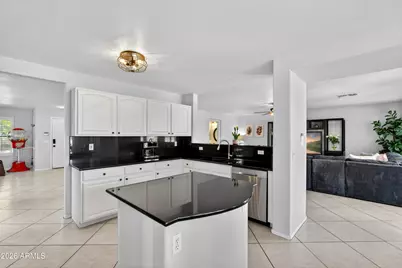704 W La Pryor Lane, Gilbert, AZ 85233 - Photo 13