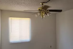 7854 N 47th Ave, Glendale, AZ 85301 - Photo 13